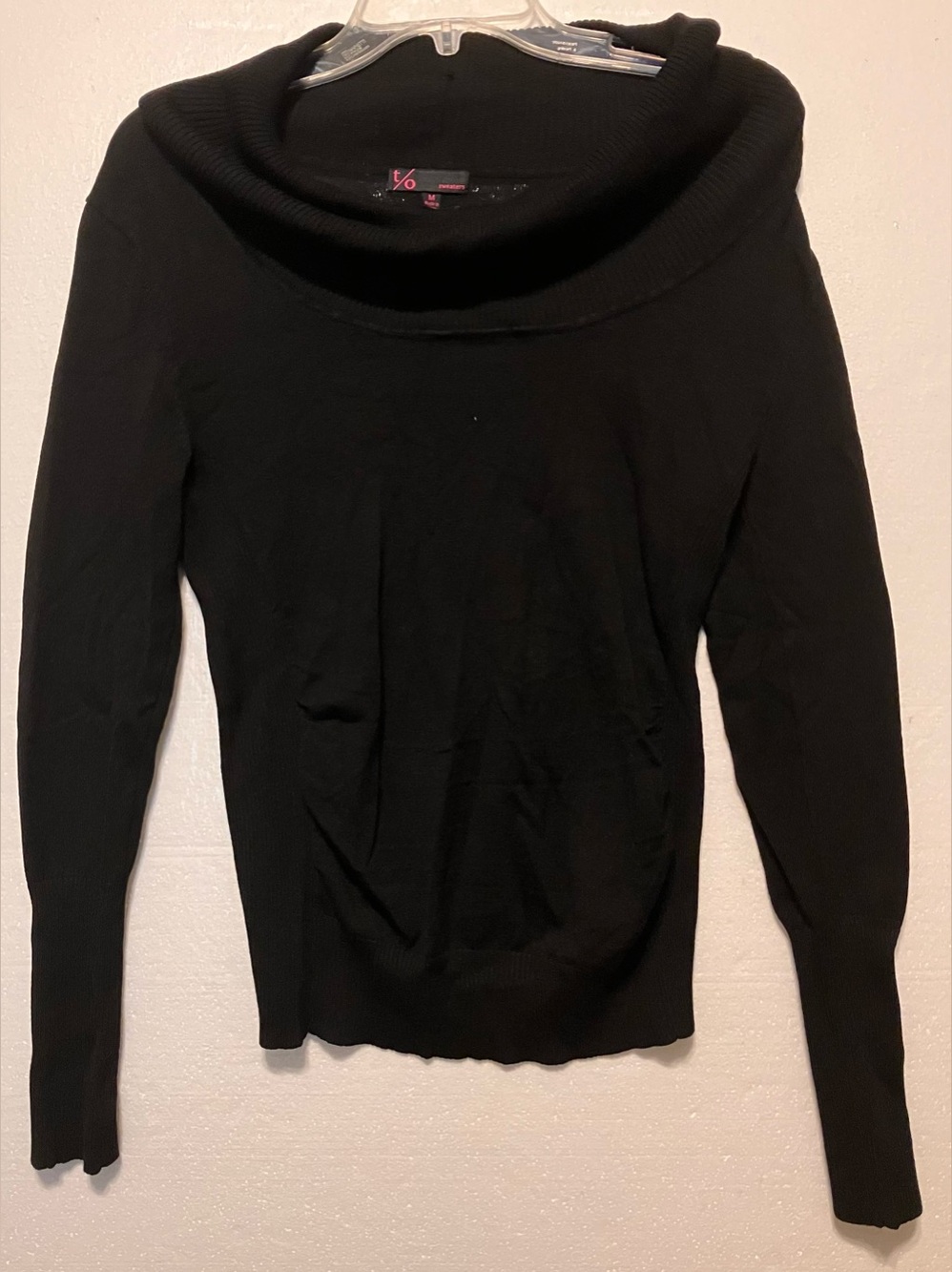 T/O med Black Cowl Neck Women's Sweater
